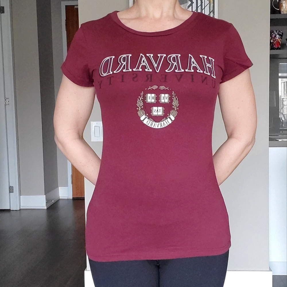 Harvard University Logo Cotton T-shirt 👚